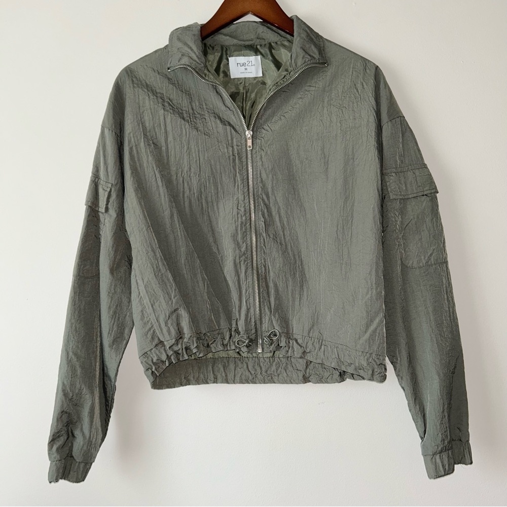 Olive Green Women's Windbreaker‎